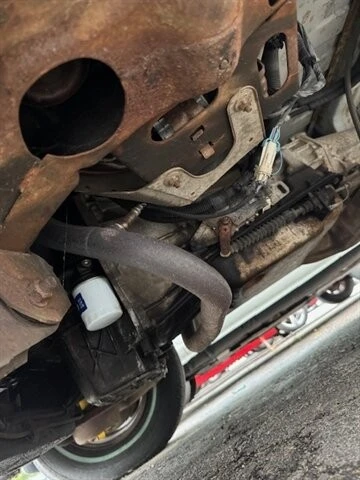 2000 Chevrolet Astro - Image 26 of 28