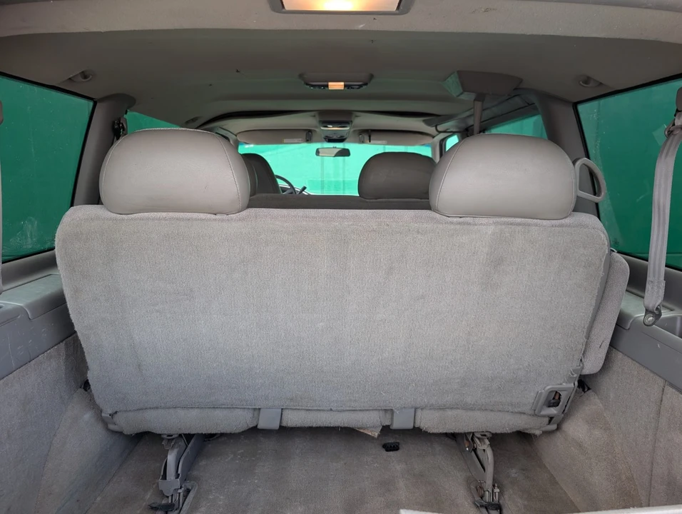 2000 Chevrolet Astro - Image 11 of 12