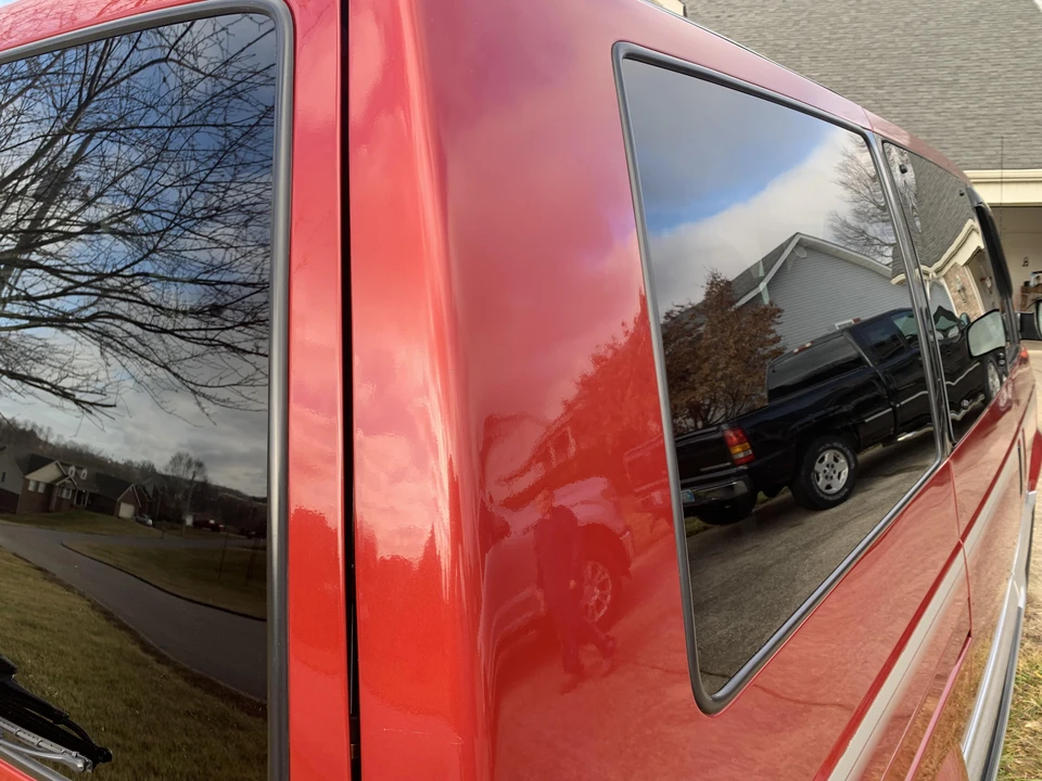 2000 Chevrolet Astro - Image 26 of 31