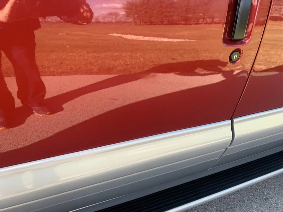 2000 Chevrolet Astro - Image 20 of 31