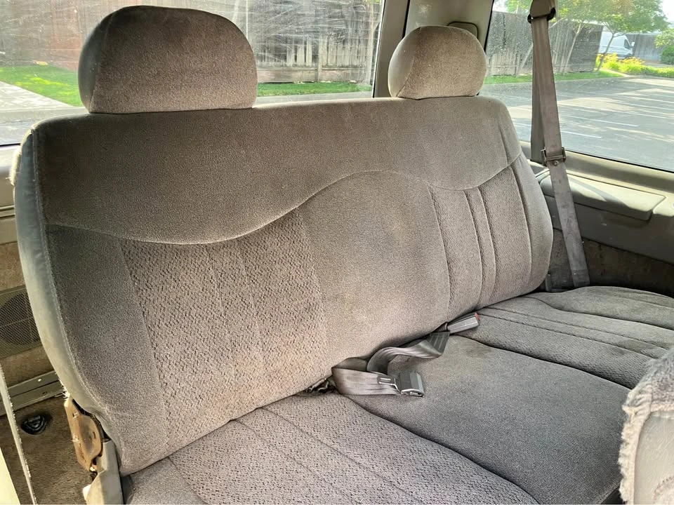 2000 Chevrolet Astro - Image 15 of 20