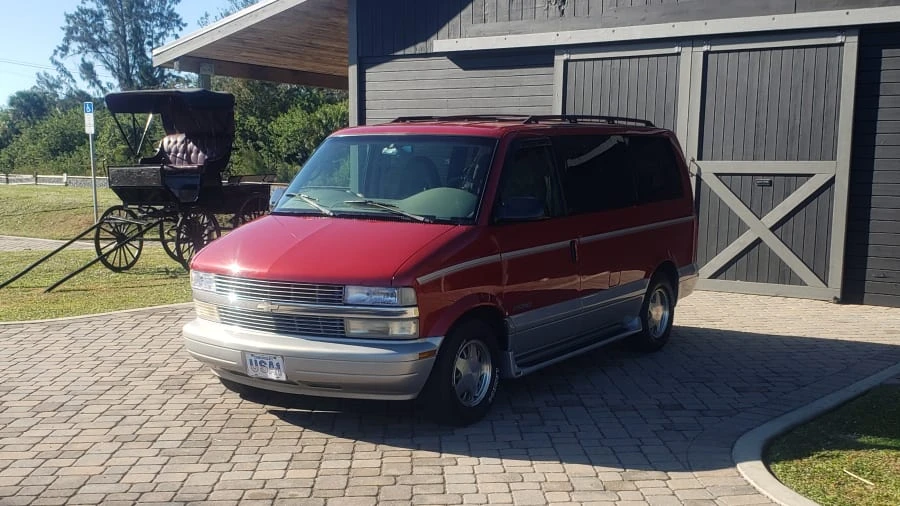 2000 Chevrolet Astro - Image 6 of 24