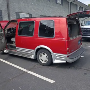 2000 Chevrolet Astro LT Minivan 3D