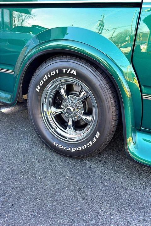 2000 Chevrolet Astro - Image 3 of 15