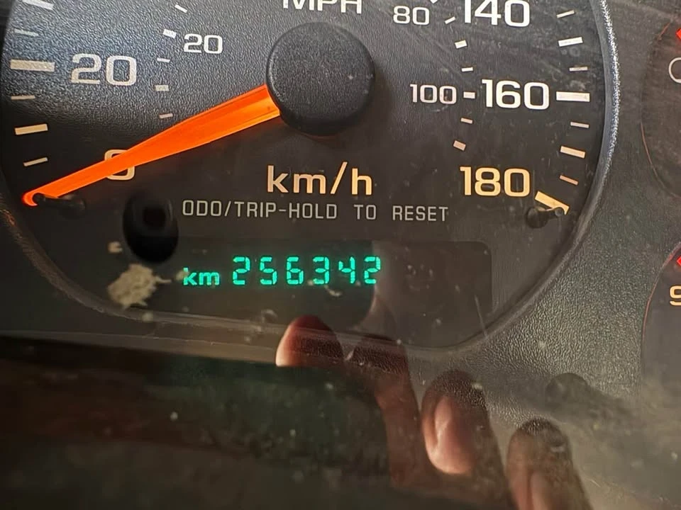 2000 Chevrolet Blazer - Image 3 of 6