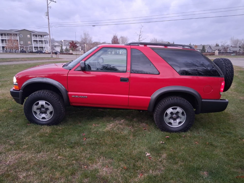 2000 Chevrolet S-10 Blazer 2nd Gen - Image 21 of 21