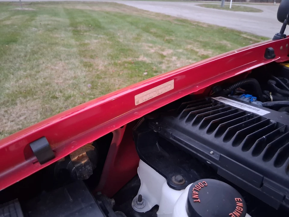 2000 Chevrolet S-10 Blazer 2nd Gen - Image 8 of 21