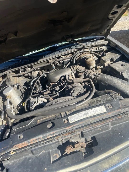 2000 Chevrolet S-10 Blazer 2nd Gen - Image 15 of 15