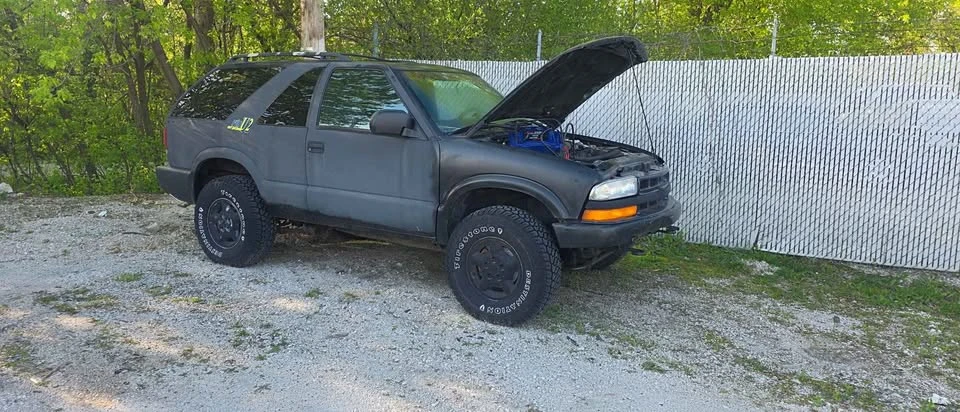 2000 Chevrolet S-10 Blazer 2nd Gen - Image 7 of 8