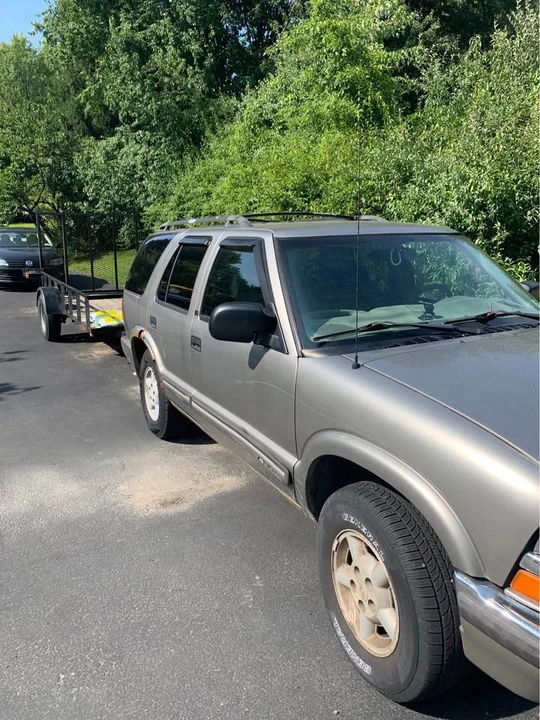 2000 Chevrolet S-10 Blazer 2nd Gen - Image 3 of 5