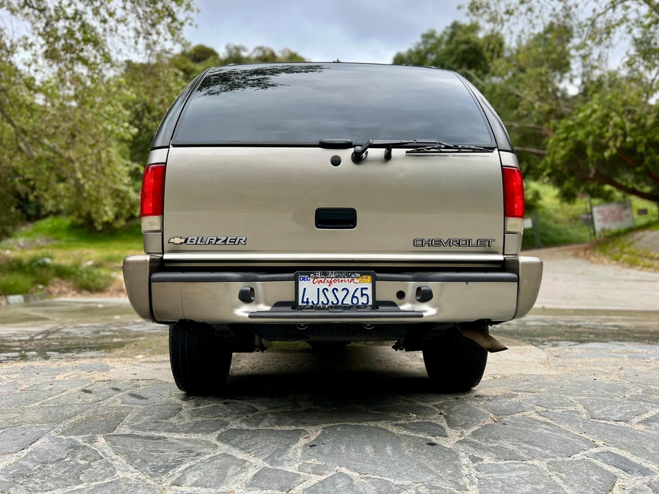 2000 Chevrolet S-10 Blazer 2nd Gen - Image 18 of 31