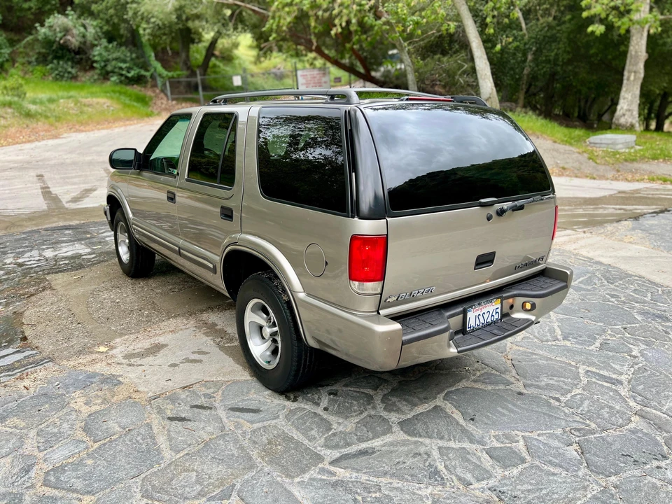 2000 Chevrolet S-10 Blazer 2nd Gen - Image 15 of 31