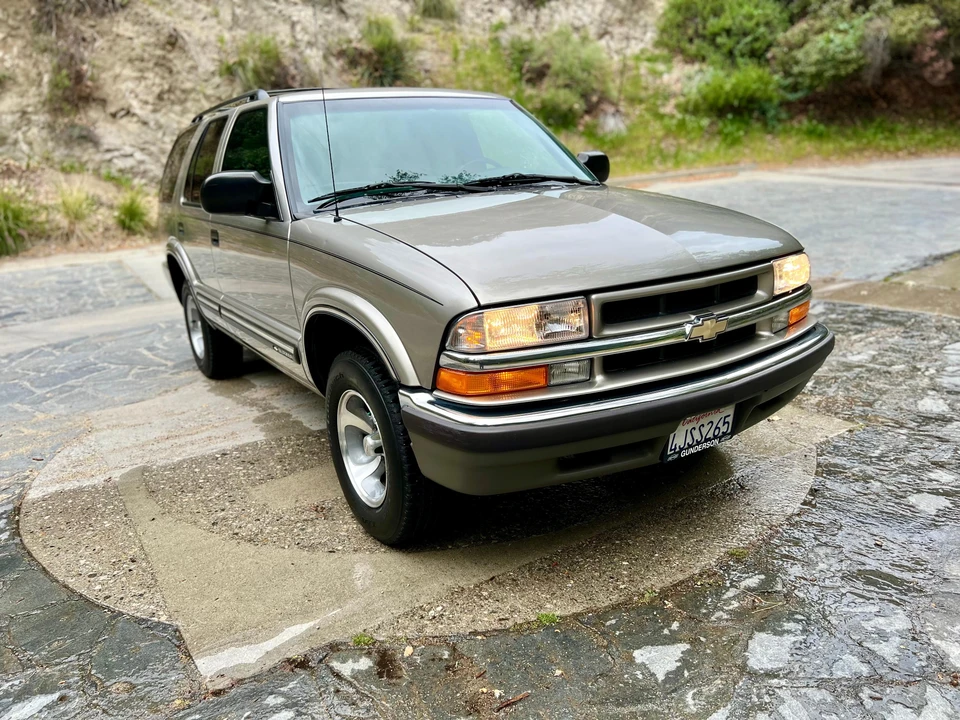 2000 Chevrolet S-10 Blazer 2nd Gen - Image 23 of 31