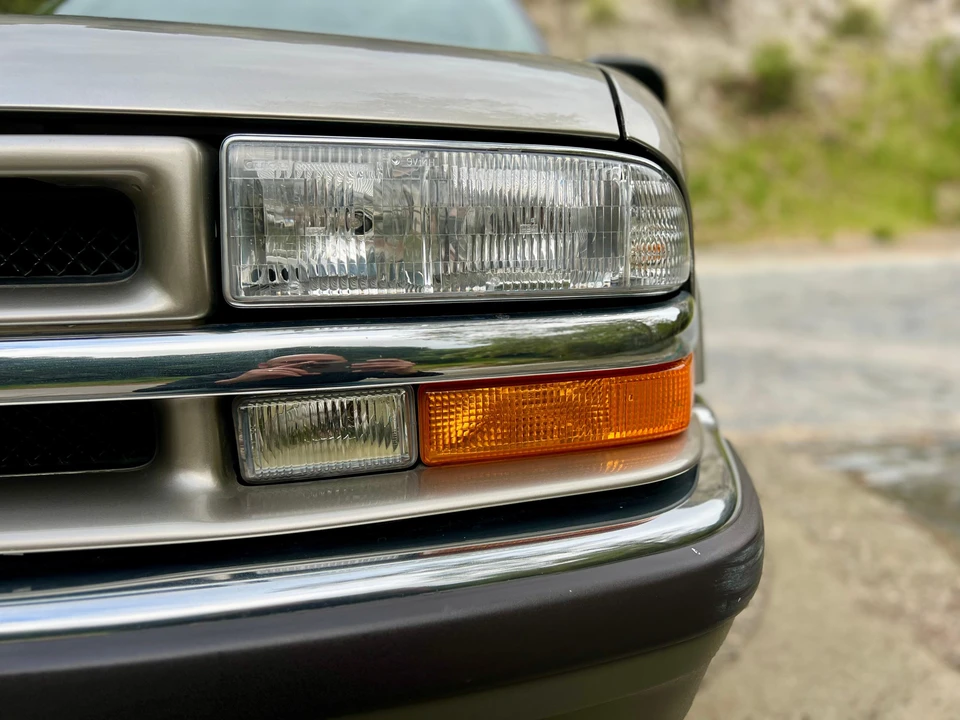 2000 Chevrolet S-10 Blazer 2nd Gen - Image 29 of 31