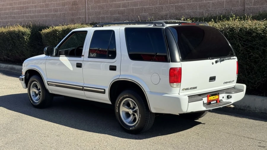 2000 Chevrolet Blazer - Image 3 of 13