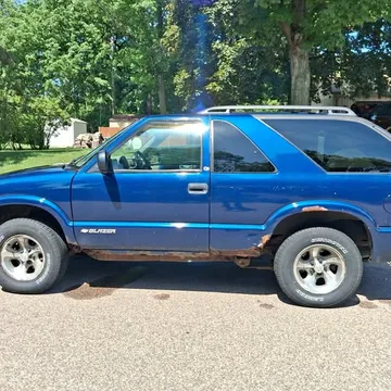 2000 Chevrolet Blazer LS