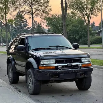 2000 Chevrolet Blazer ZR2