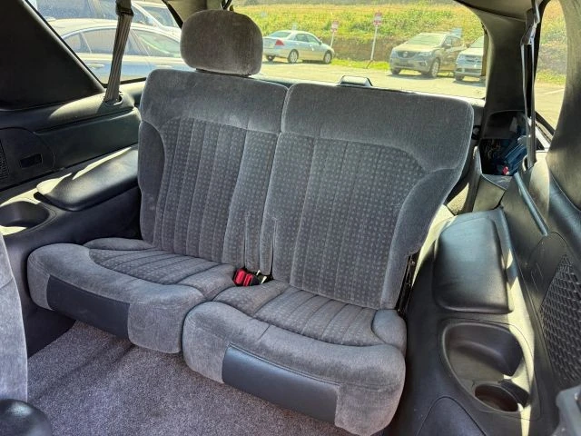 2000 Chevrolet S-10 Blazer 2nd Gen - Image 13 of 16