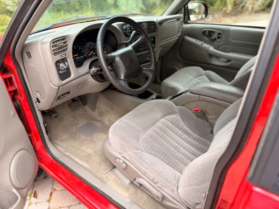 2000 Chevrolet S-10 Blazer 2nd Gen - Image 11 of 22