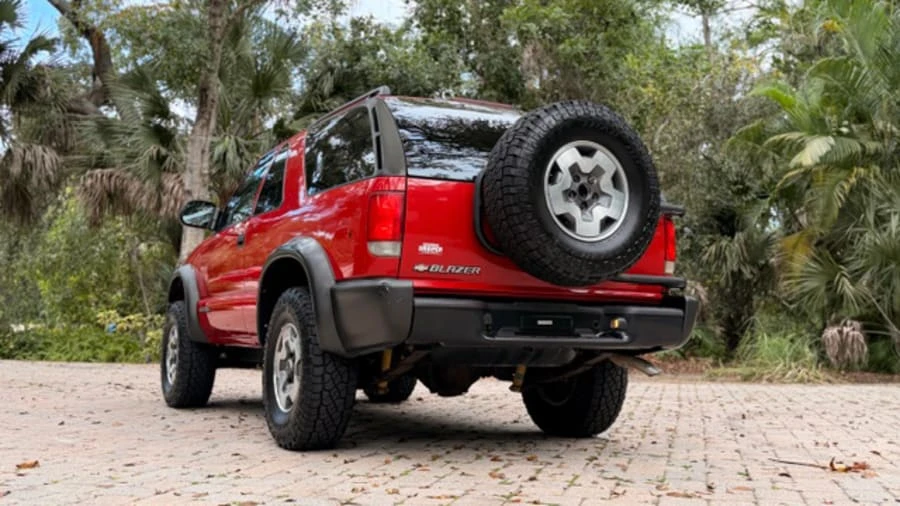 2000 Chevrolet S-10 Blazer 2nd Gen - Image 6 of 22