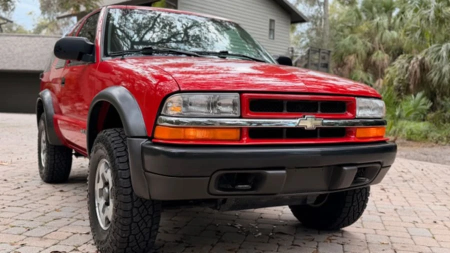 2000 Chevrolet S-10 Blazer 2nd Gen - Image 10 of 22