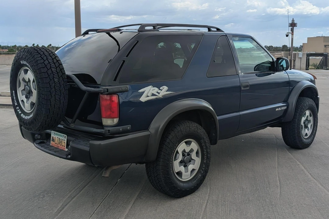 2000 Chevrolet Blazer - Image 4 of 31