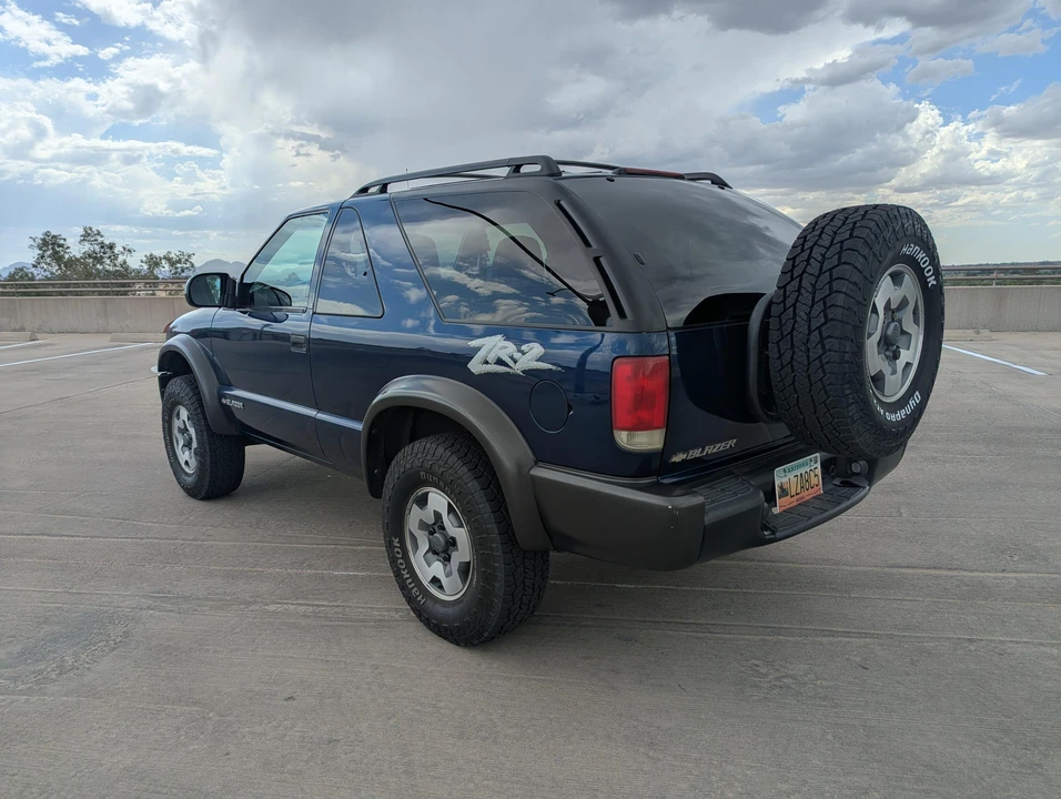 2000 Chevrolet Blazer - Image 8 of 31