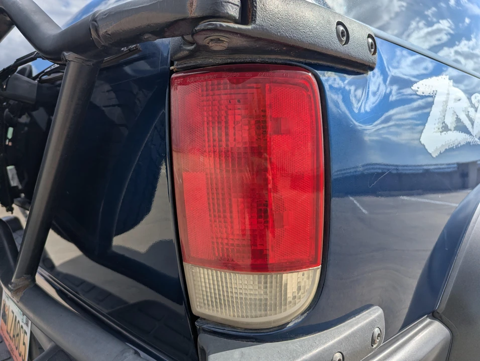 2000 Chevrolet Blazer - Image 22 of 31