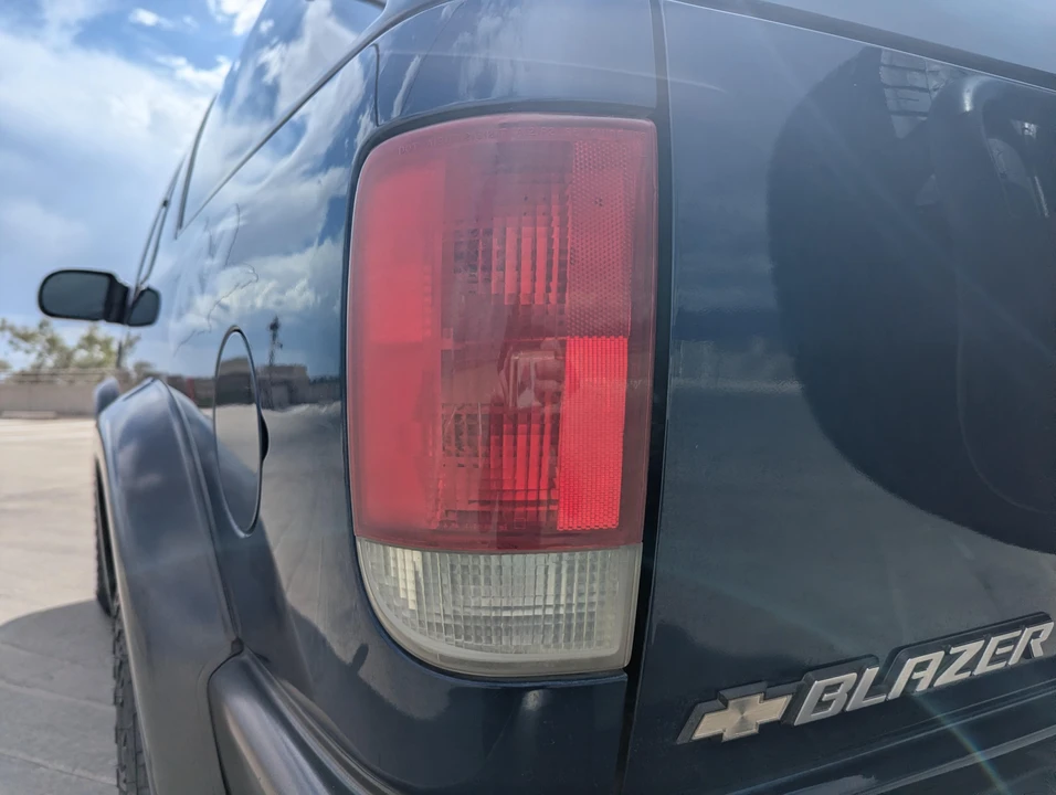 2000 Chevrolet Blazer - Image 20 of 31