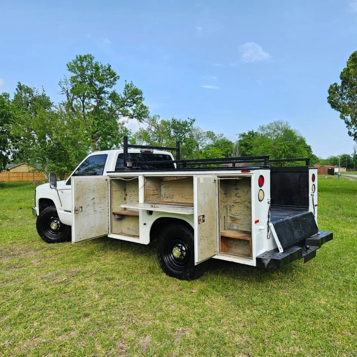 2000 Chevrolet C/K 4th Gen - Image 2 of 12