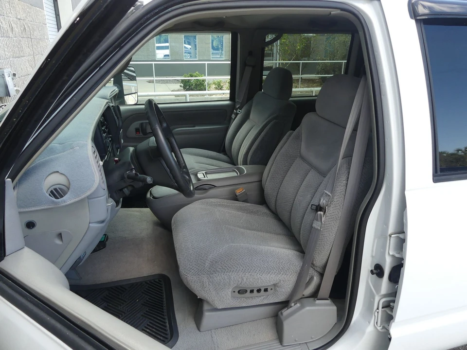 2000 Chevrolet C/K 4th Gen - Image 4 of 21