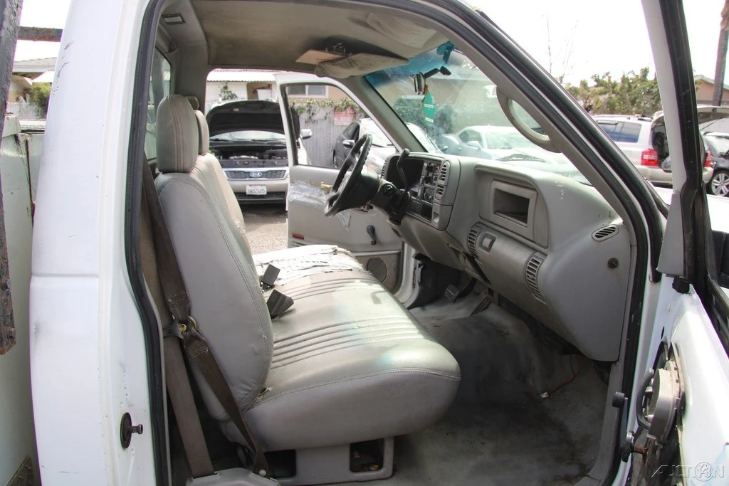 2000 Chevrolet C/K 4th Gen - Image 18 of 21