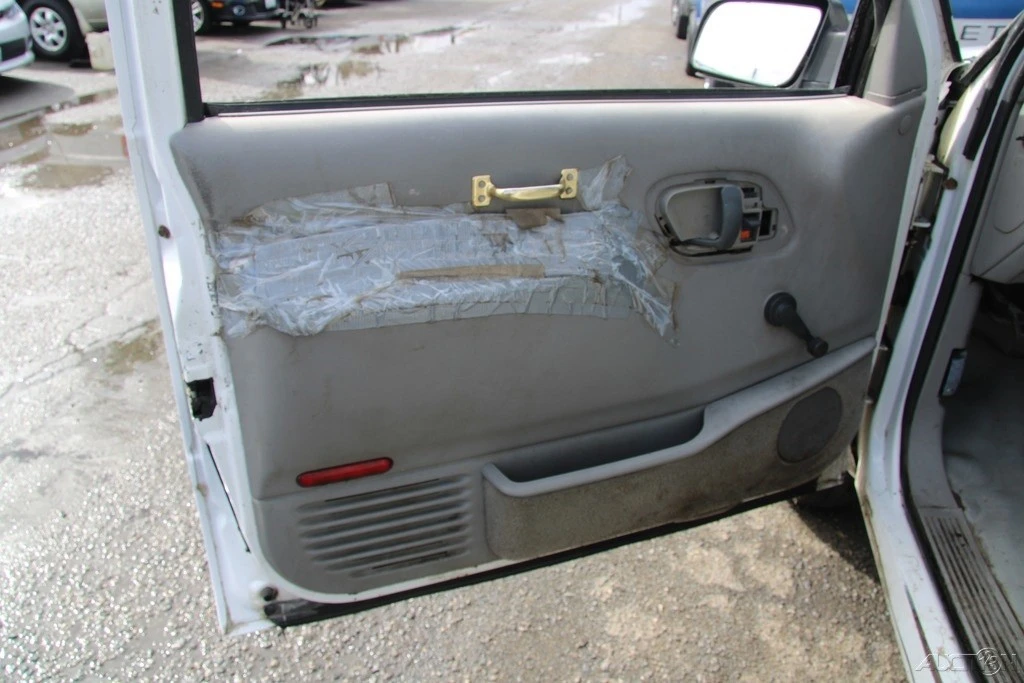2000 Chevrolet C/K 4th Gen - Image 11 of 21