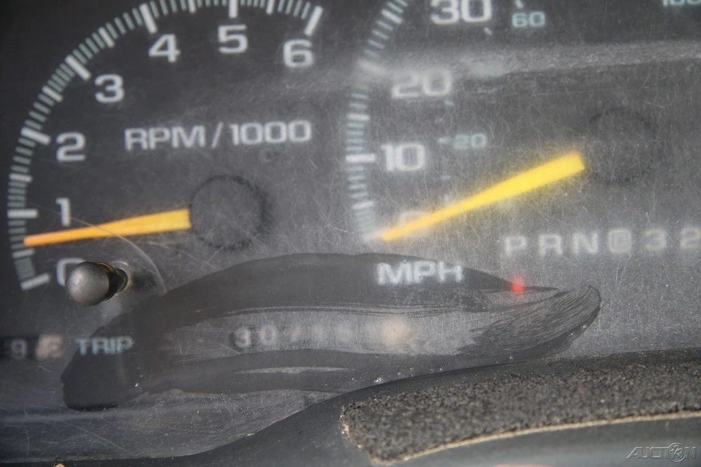 2000 Chevrolet C/K 4th Gen - Image 15 of 21