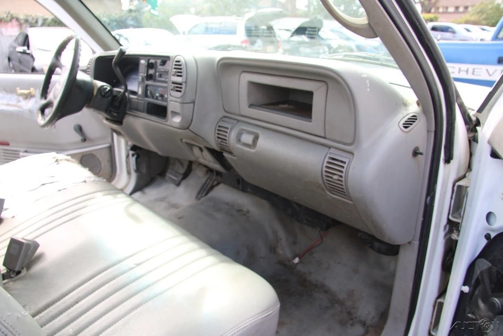 2000 Chevrolet C/K 4th Gen - Image 19 of 21