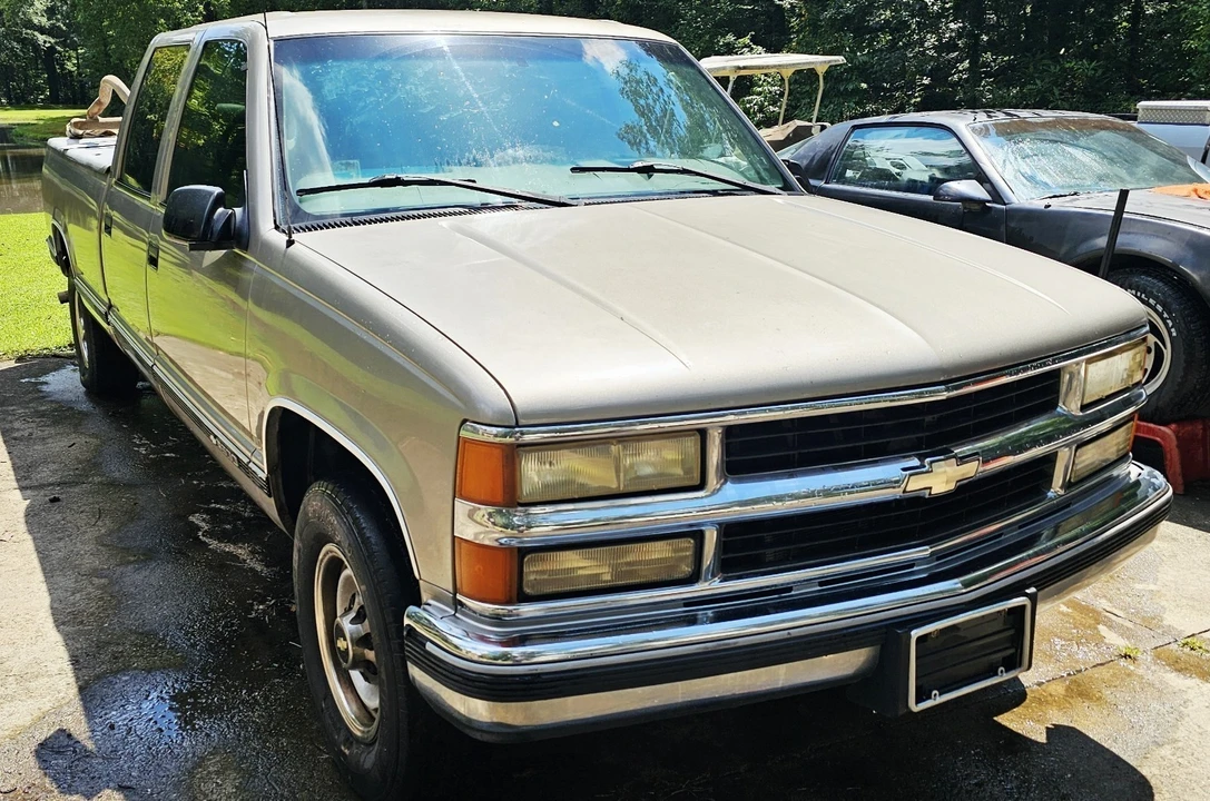 2000 Chevrolet C/K 4th Gen - Image 3 of 26