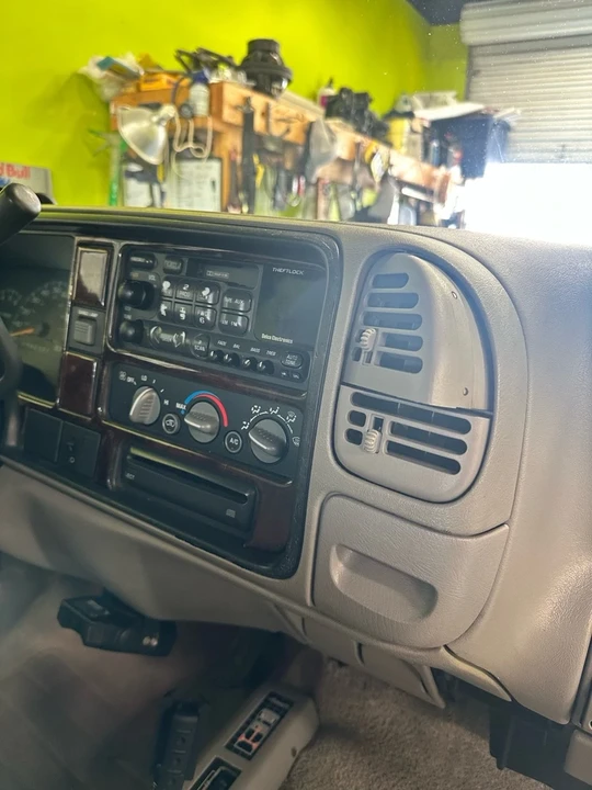 2000 Chevrolet C/K 4th Gen - Image 13 of 19