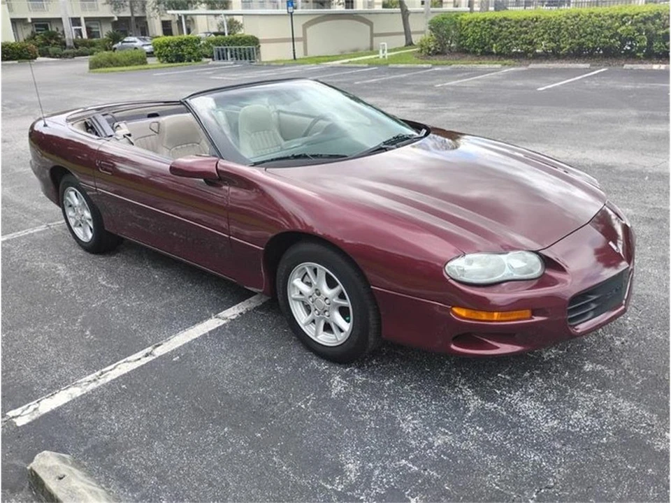 2000 Chevrolet Camaro 4th Gen - Image 10 of 19
