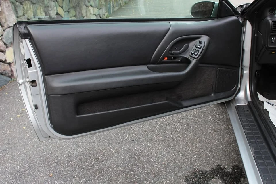 2000 Chevrolet Camaro 4th Gen - Image 8 of 19
