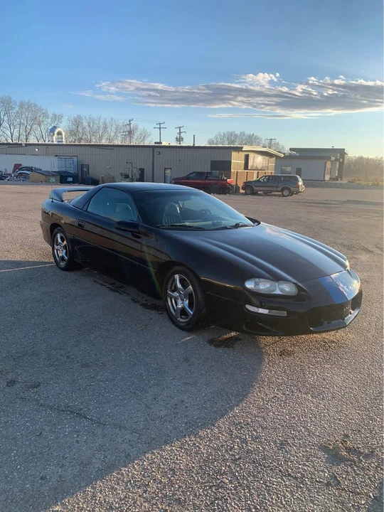 2000 Chevrolet Camaro 4th Gen - Image 2 of 18