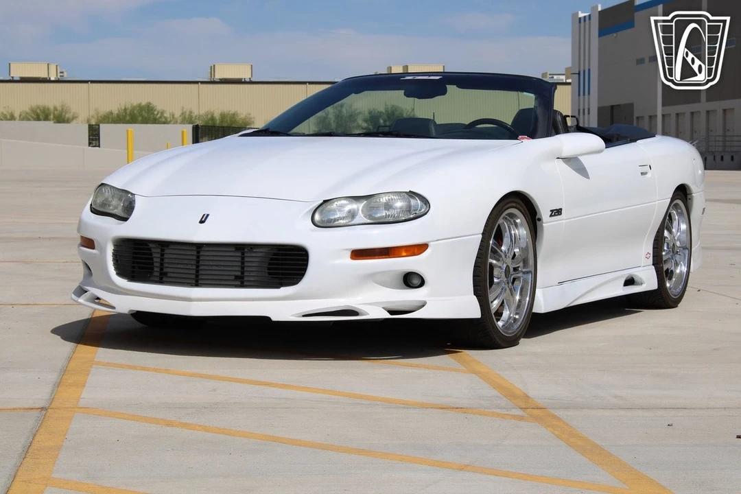2000 Chevrolet Camaro 4th Gen - Image 5 of 12