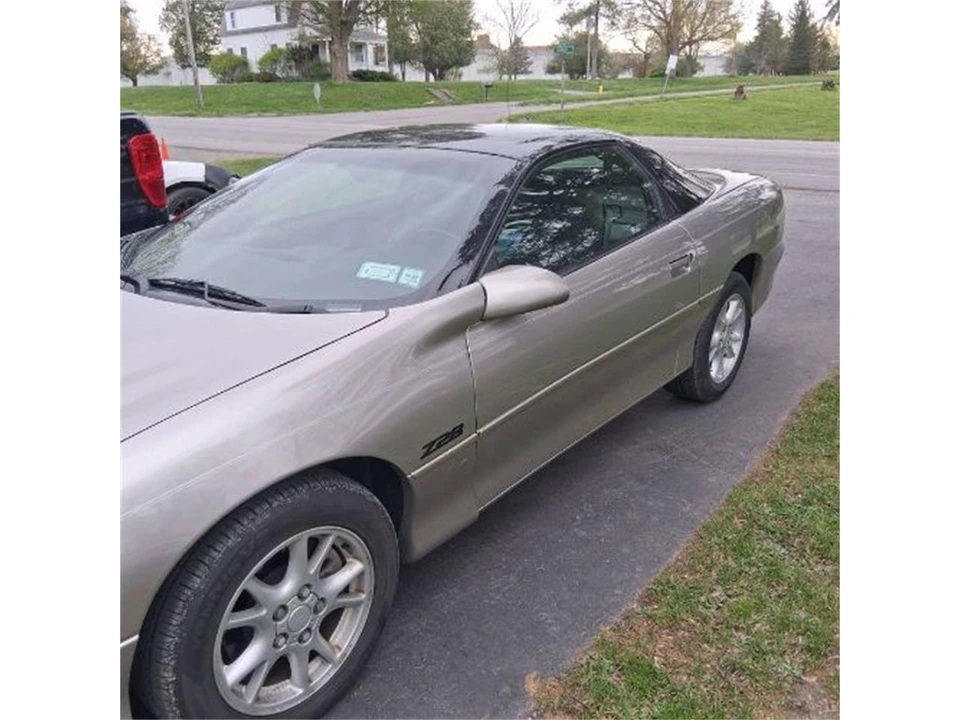 2000 Chevrolet Camaro 4th Gen - Image 9 of 11