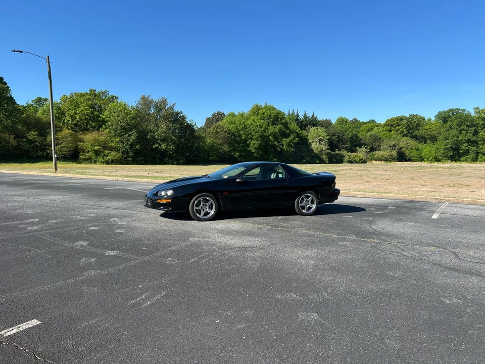 2000 Chevrolet Camaro SS 4th Gen - Image 9 of 20