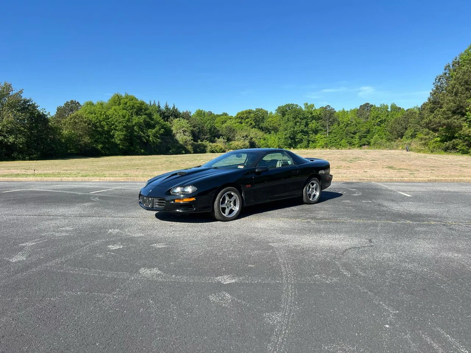 2000 Chevrolet Camaro SS 4th Gen - Image 10 of 20