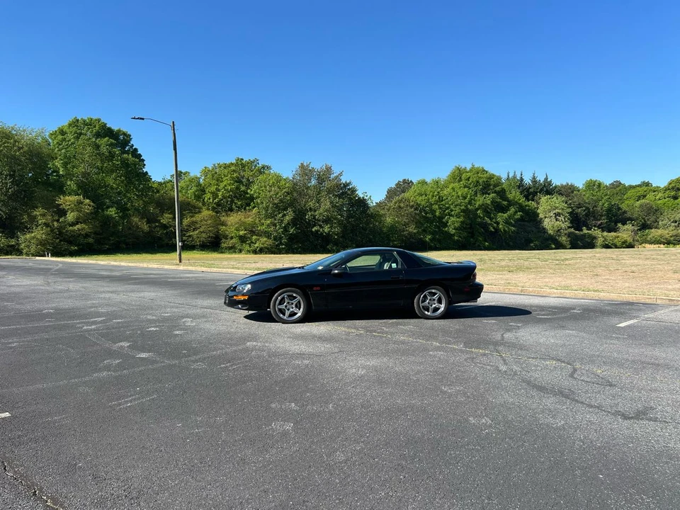 2000 Chevrolet Camaro SS 4th Gen - Image 11 of 20