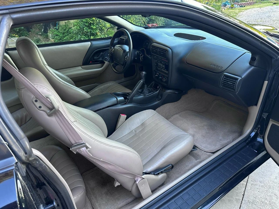 2000 Chevrolet Camaro SS 4th Gen - Image 18 of 20
