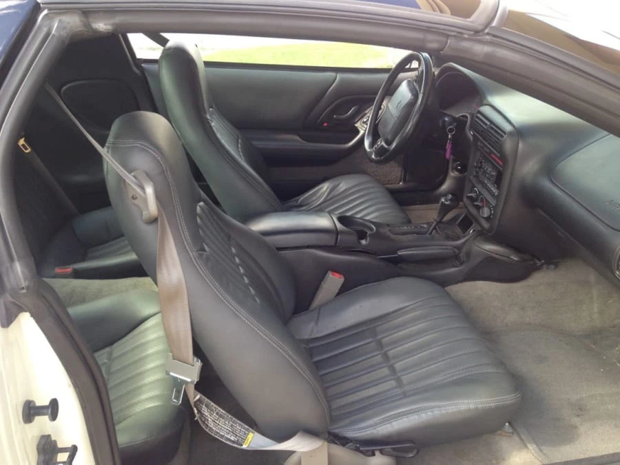 2000 Chevrolet Camaro 4th Gen - Image 7 of 16
