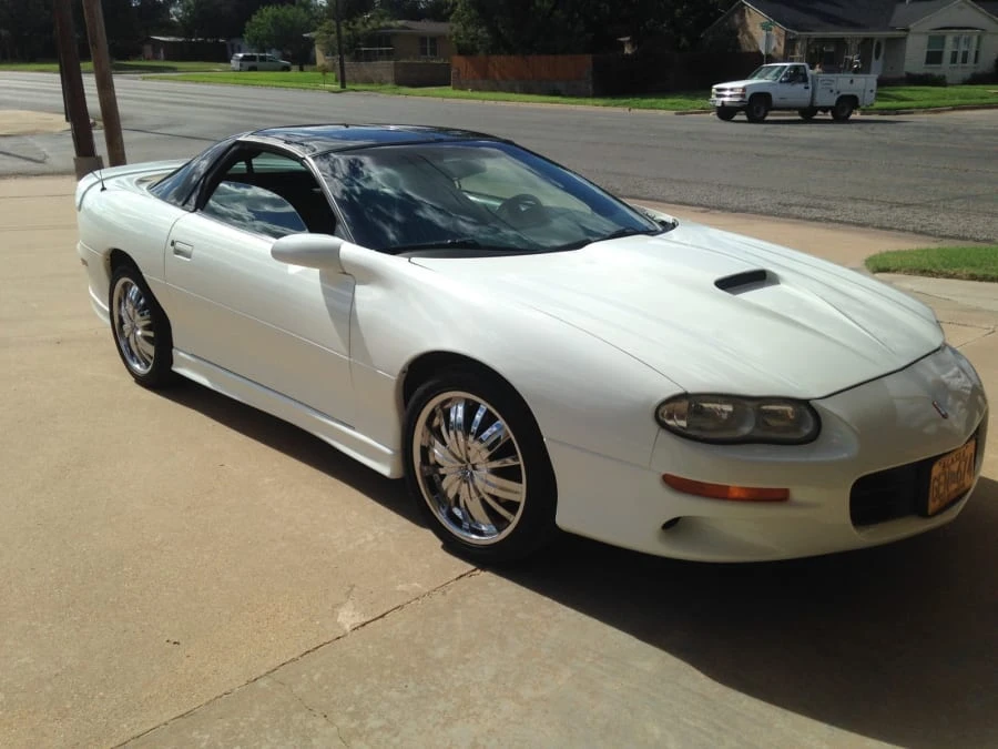 2000 Chevrolet Camaro 4th Gen - Image 11 of 16