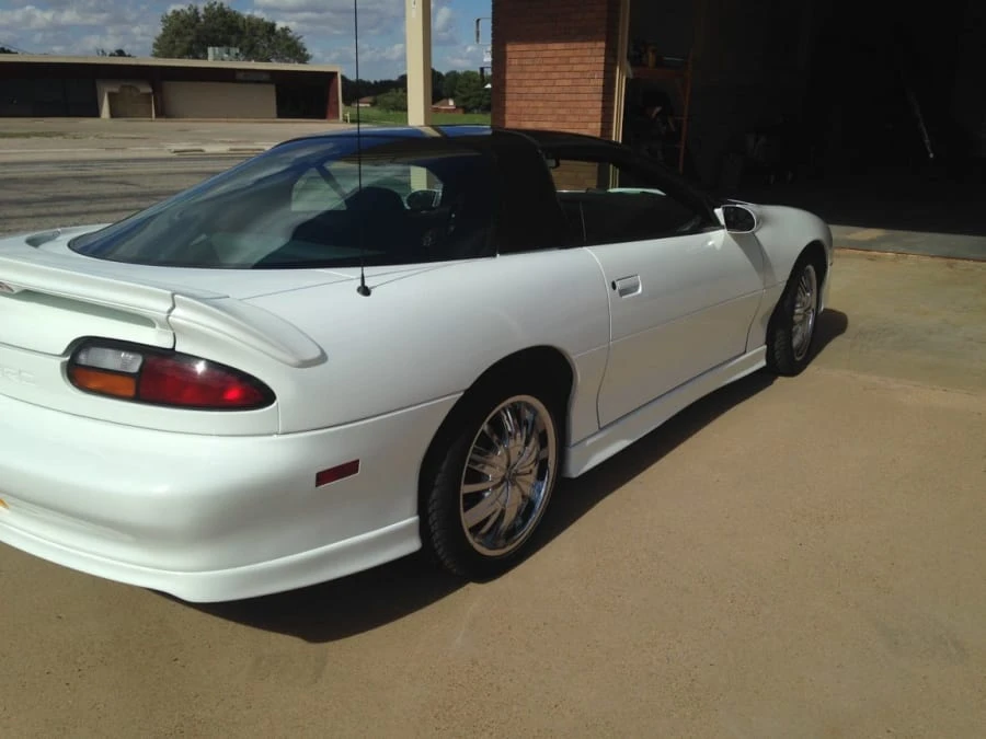 2000 Chevrolet Camaro 4th Gen - Image 12 of 16