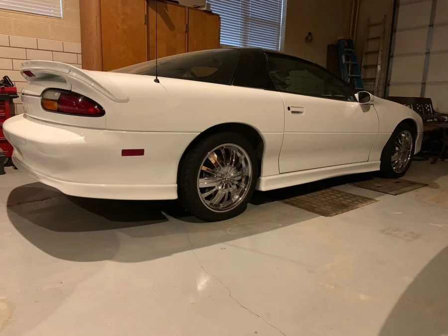 2000 Chevrolet Camaro 4th Gen - Image 14 of 16